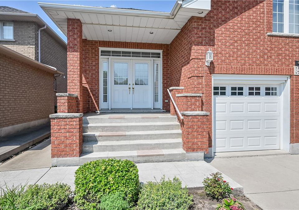 240-chesley-street-w-hamilton-ontario-40761451