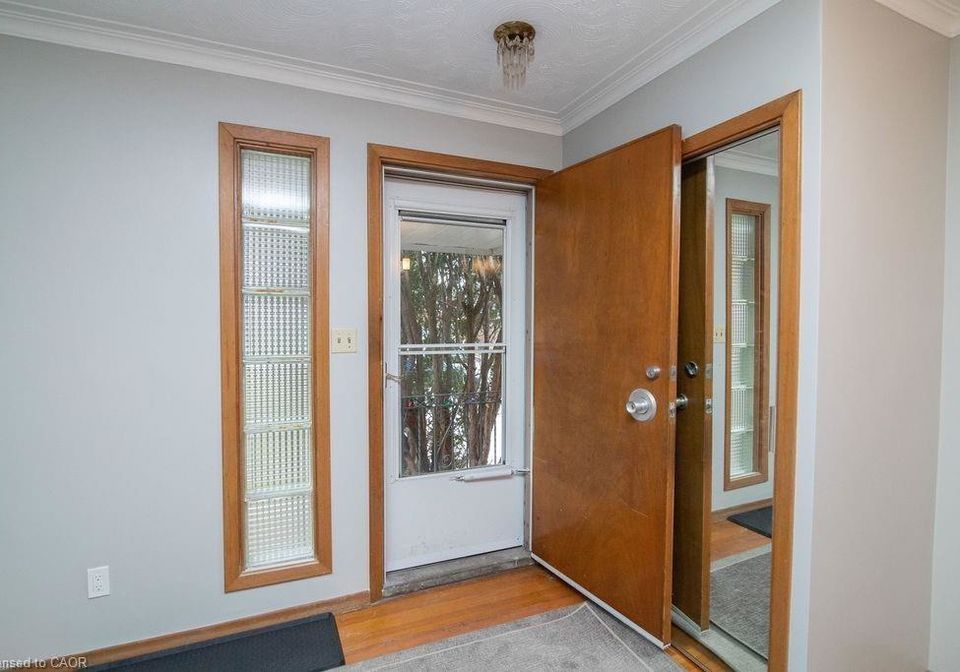 35-granton-street-hamilton-ontario-40761493