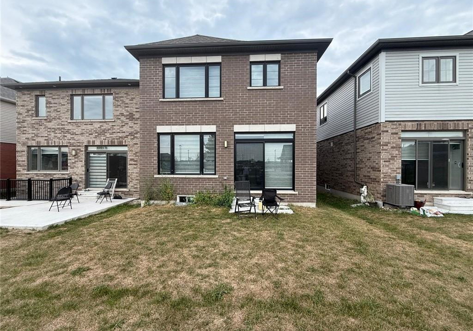 19-crossmore-crescent-cambridge-ontario-40761605