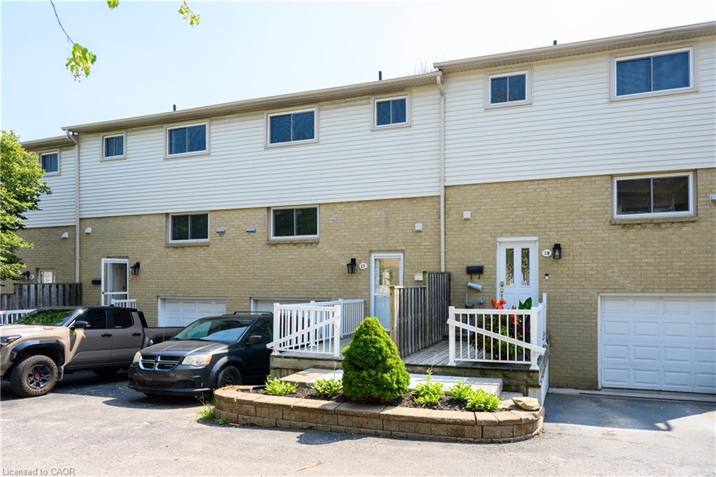 51-caroga-court-hamilton-ontario-40761677