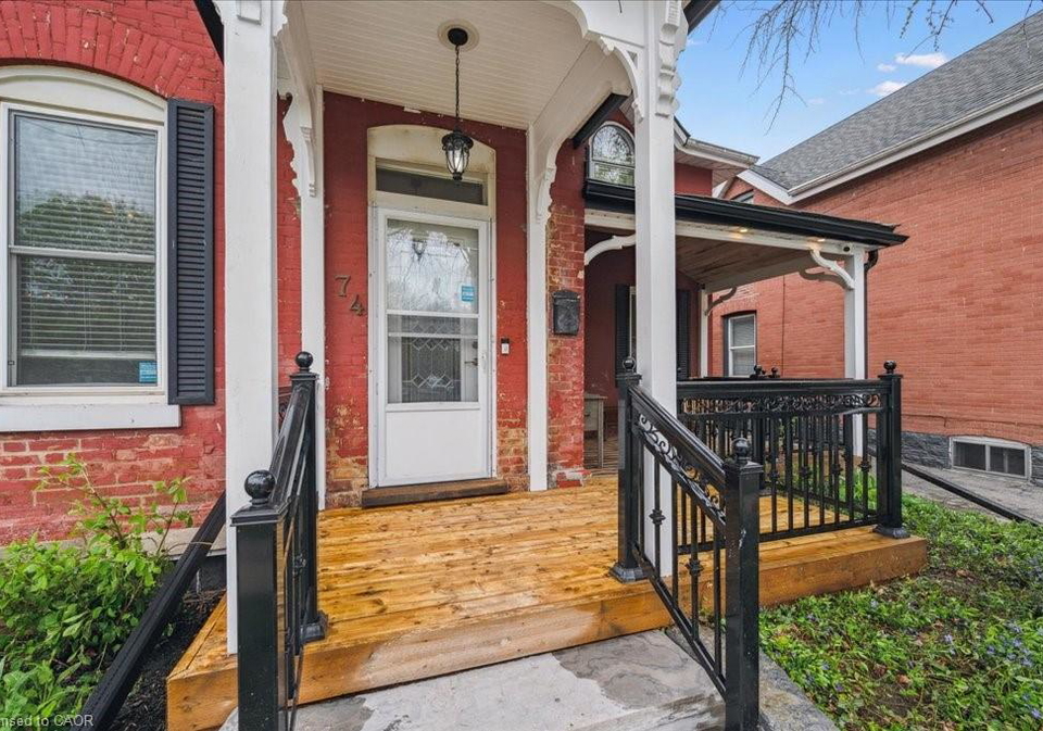 74-richmond-street-brantford-ontario-40761728