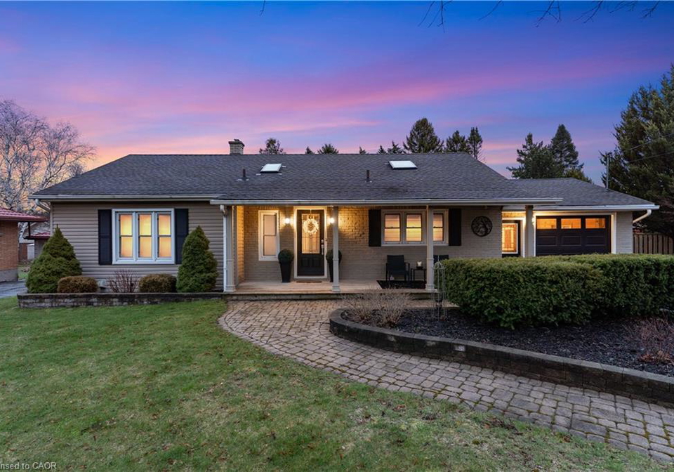 13-lorimer-street-fonthill-ontario-40761734