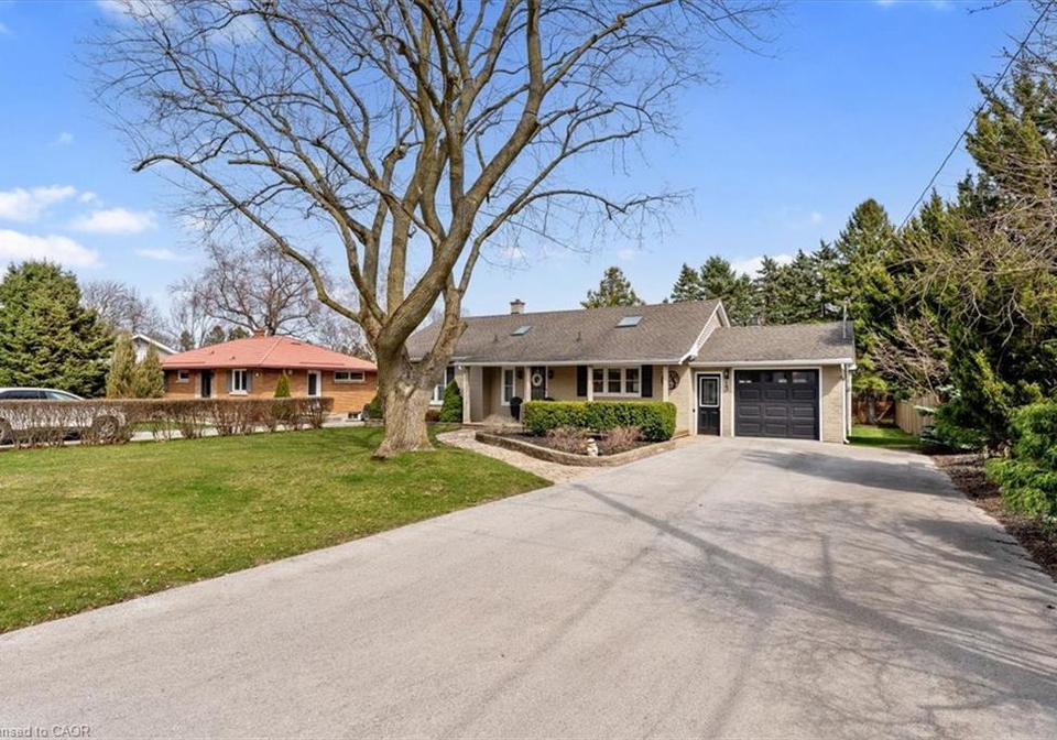13-lorimer-street-fonthill-ontario-40761734