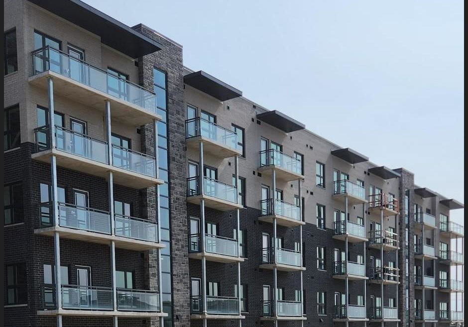 1101-lackner-place-kitchener-ontario-40761745