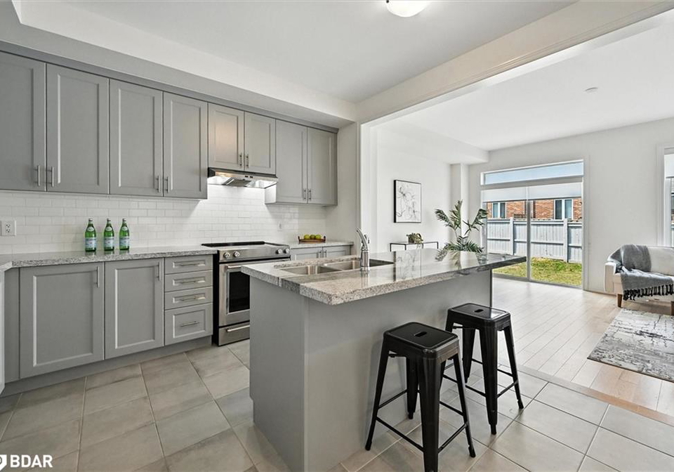 353-raymond-road-ancaster-ontario-40761760