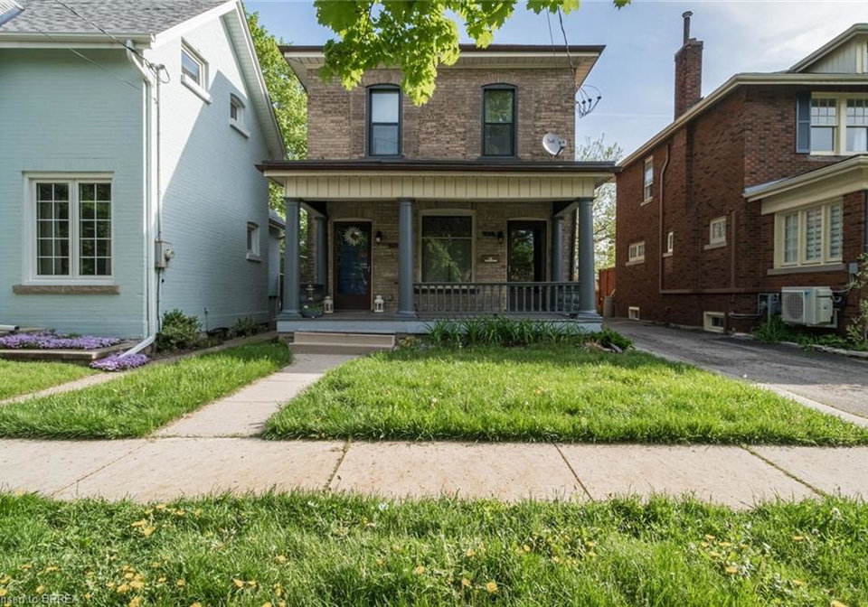31-palmerston-avenue-brantford-ontario-40761790