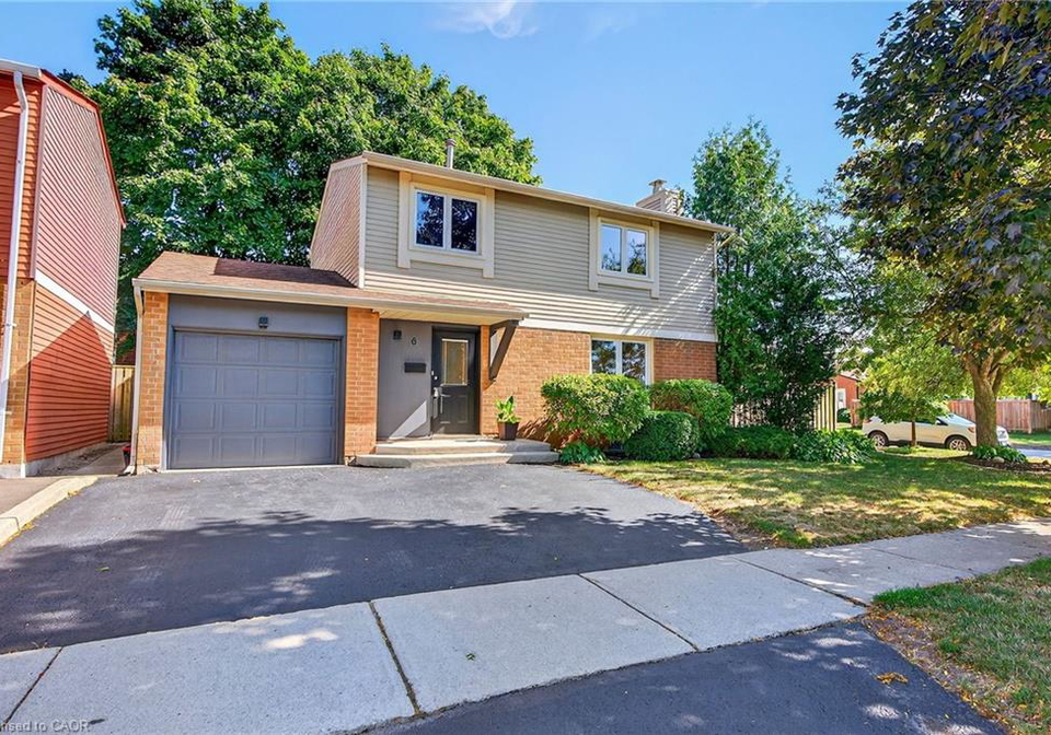 6-chudleigh-street-waterdown-ontario-40761806
