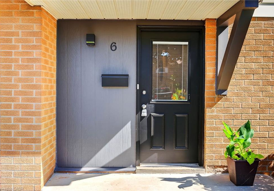 6-chudleigh-street-waterdown-ontario-40761806
