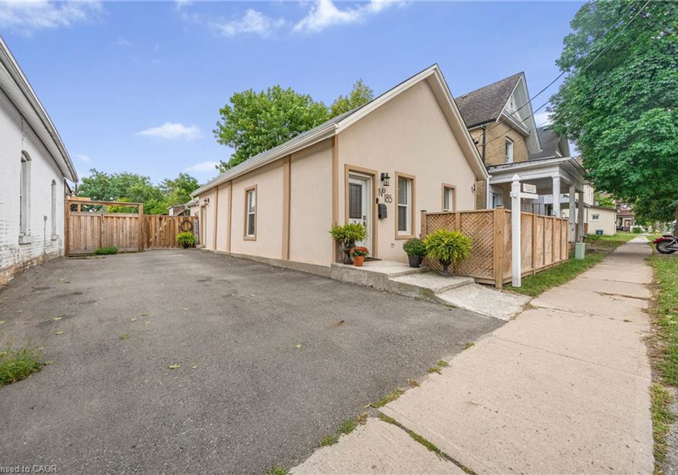 185-murray-street-brantford-ontario-40761814