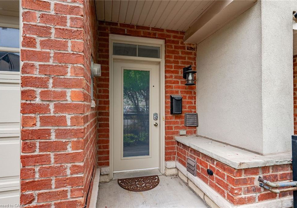 90-nelson-street-oakville-ontario-40761833
