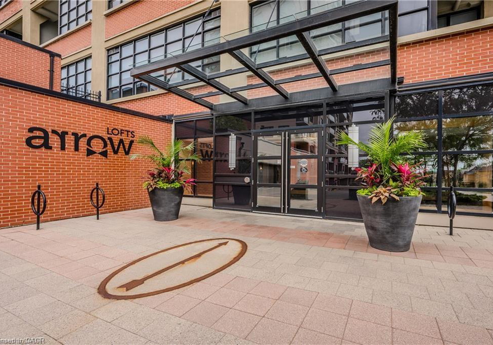 112-benton-street-kitchener-ontario-40761887