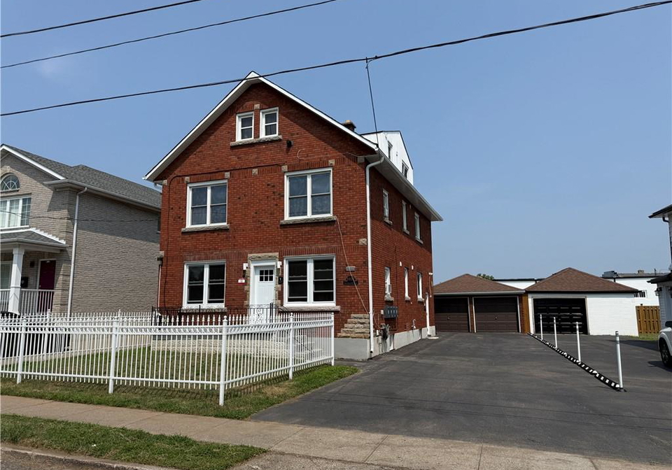 5957-barker-street-niagara-falls-ontario-40761911