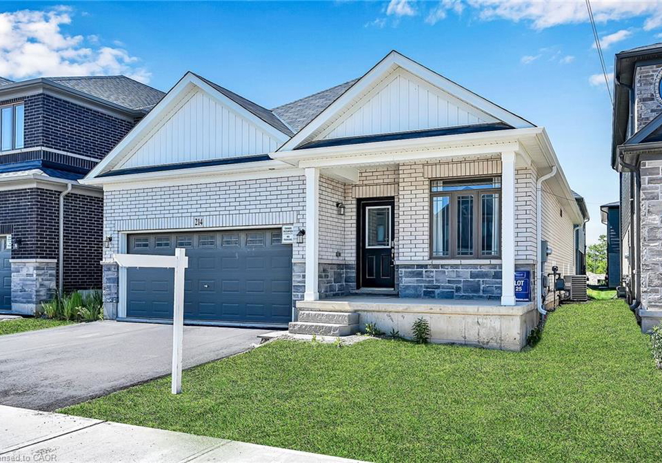 214-longboat-run-w-brantford-ontario-40761949