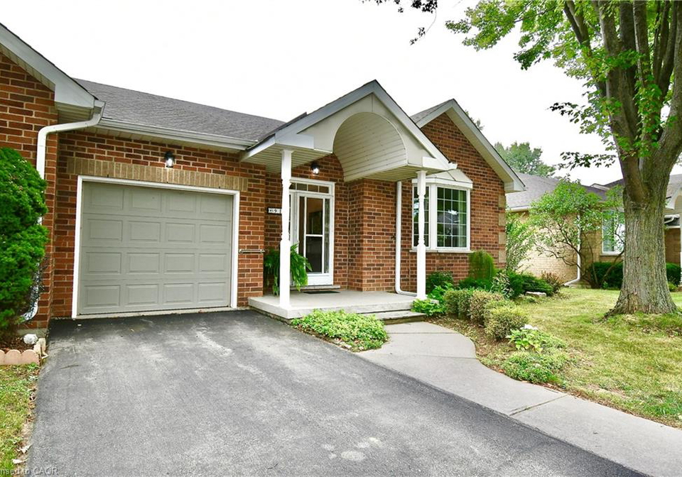 91-twentyplace-boulevard-hamilton-ontario-40761978