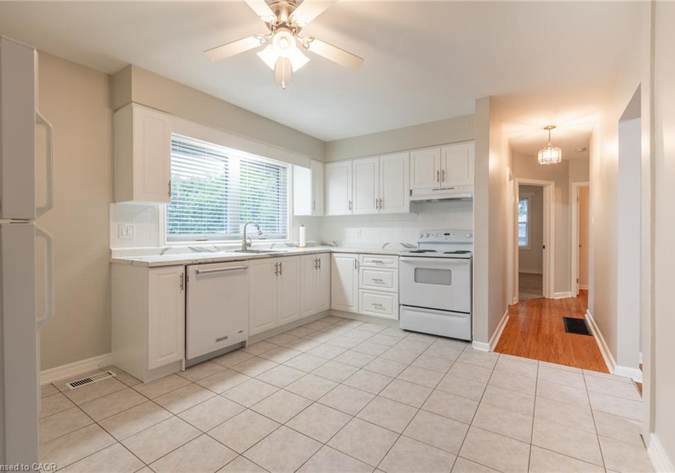 136-howard-avenue-hamilton-ontario-40761996