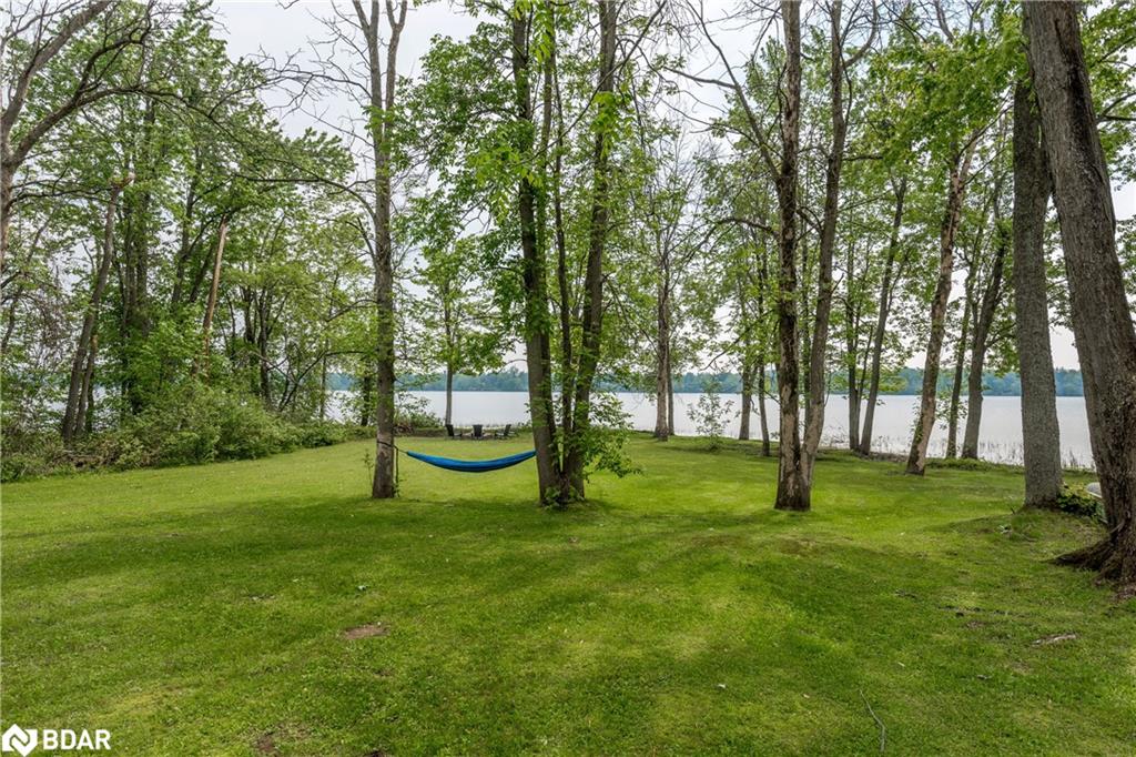 28-park-lane-sebright-ontario-40761997
