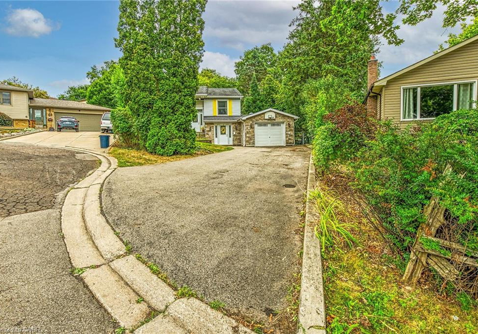 4-ivy-court-dundas-ontario-40762028