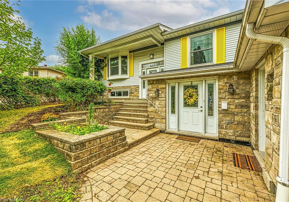 4-ivy-court-dundas-ontario-40762028