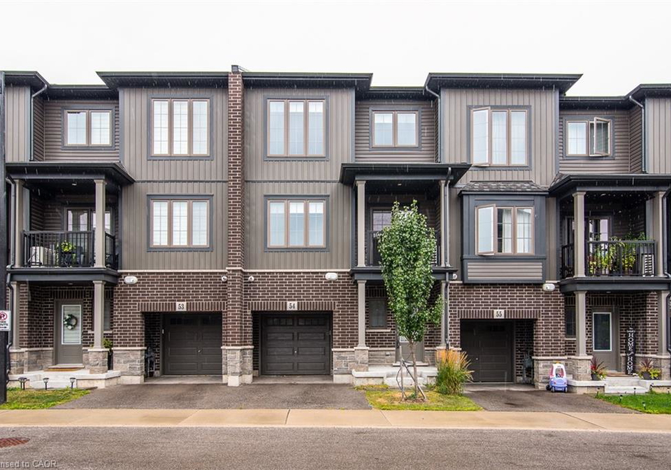 124-compass-trail-cambridge-ontario-40762082