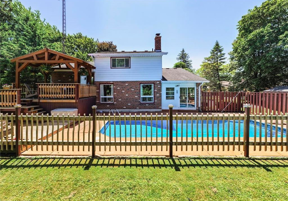 1061-henry-street-wellesley-ontario-40762122