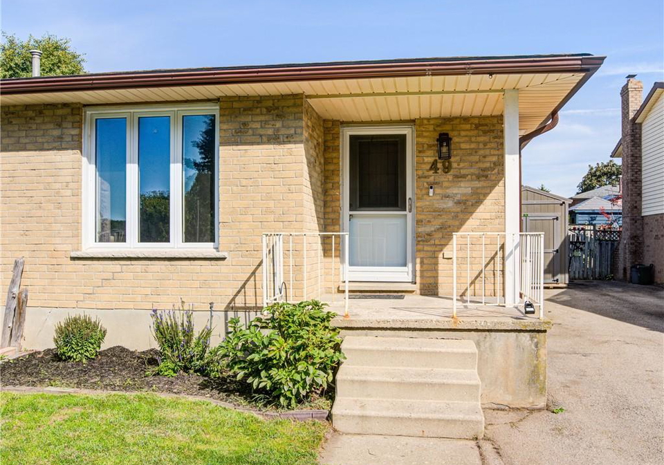 49-linden-court-stratford-ontario-40762144