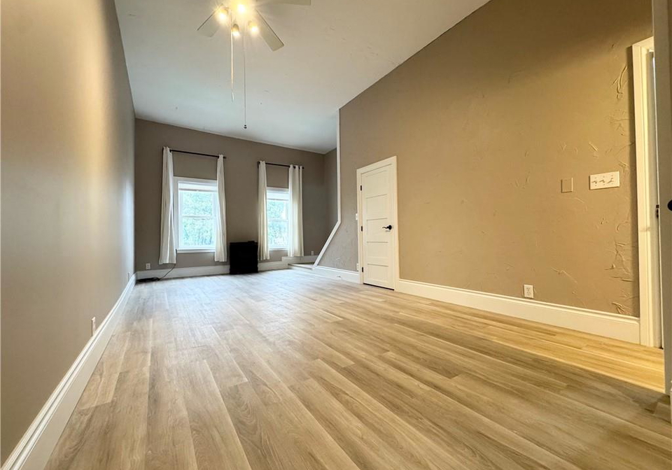 13-grand-river-street-n-paris-ontario-40762149