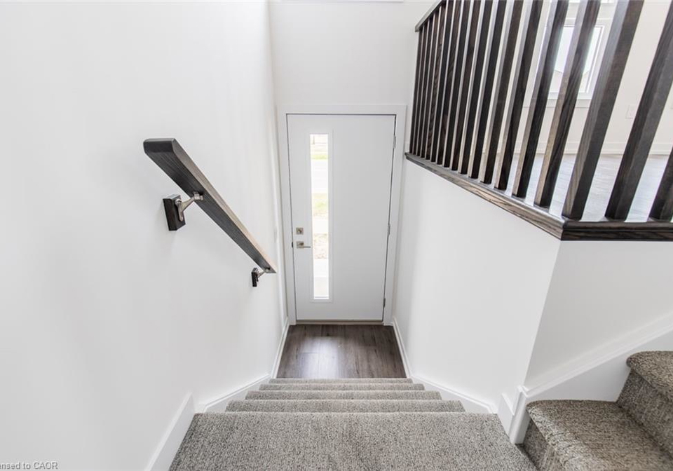 259-burke-street-waterdown-ontario-40762161