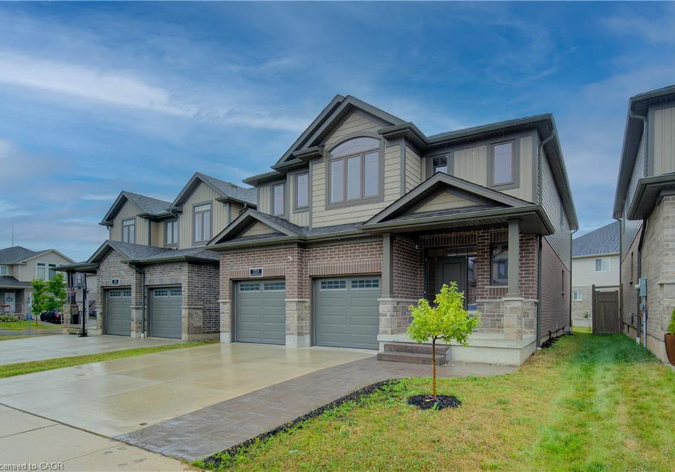 153-mountain-holly-ct-waterloo-ontario-40762232