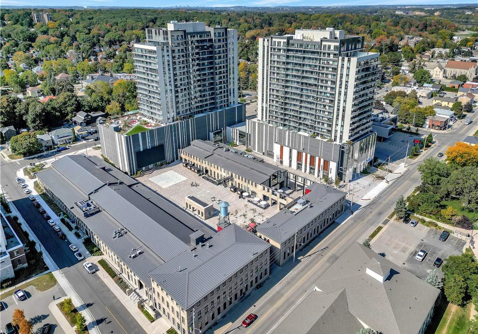 15-glebe-street-cambridge-ontario-40762236