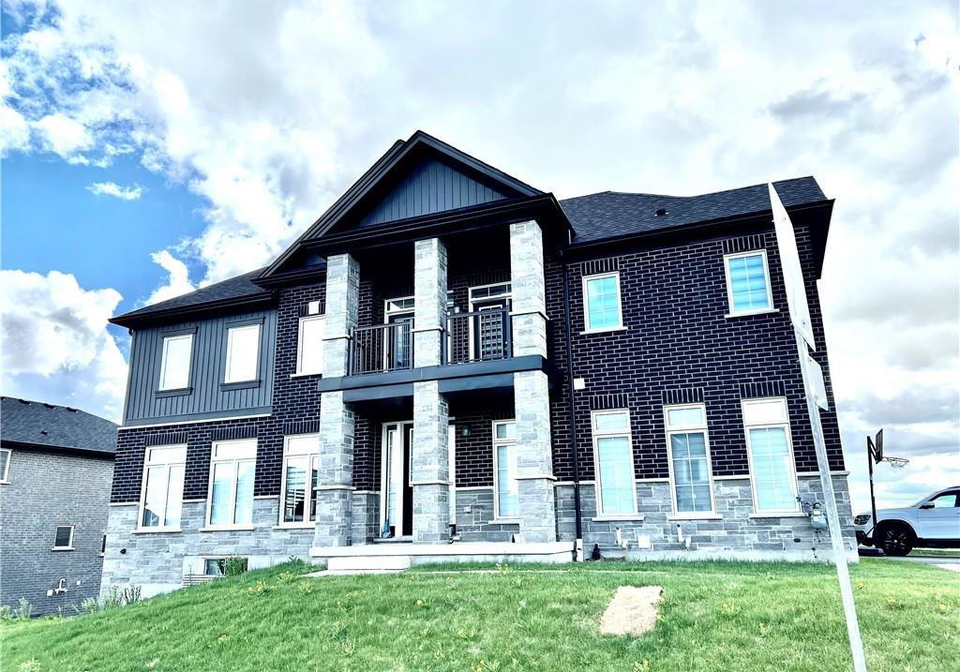 685-thomas-slee-drive-kitchener-ontario-40762254