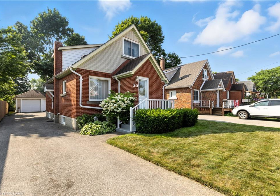 35-grenville-avenue-kitchener-ontario-40762276