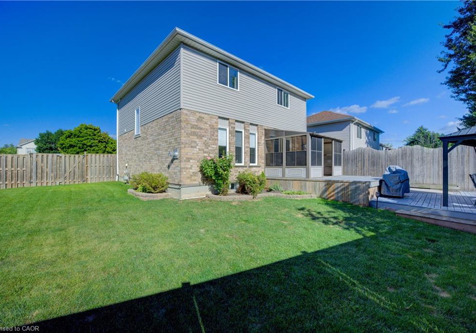 21-schneller-court-baden-ontario-40762297