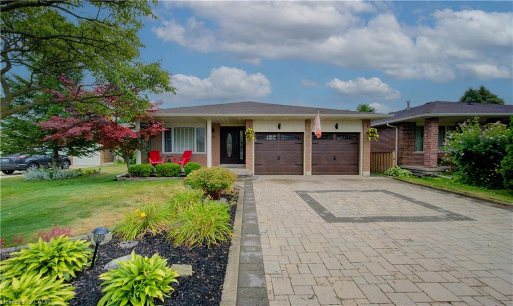 12-mccabe-court-kitchener-ontario-40762345