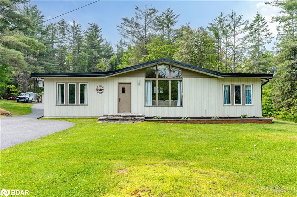 4001-county-road-121-kawartha-lakes-ontario-40762360