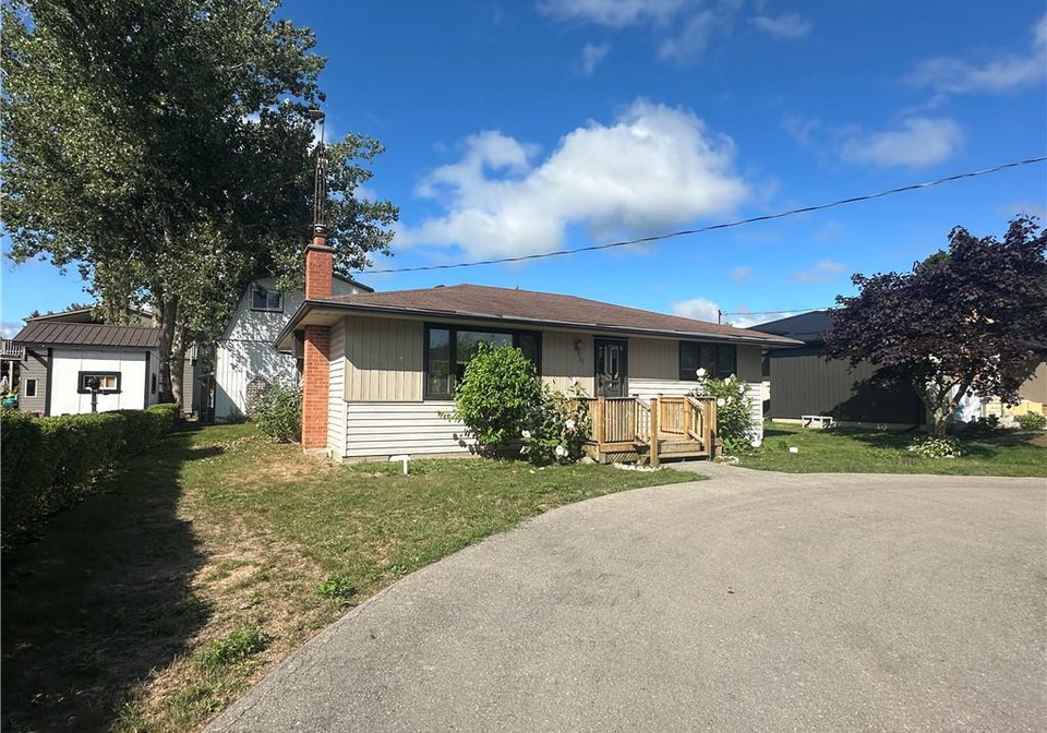 26-pickerel-road-long-point-ontario-40762372