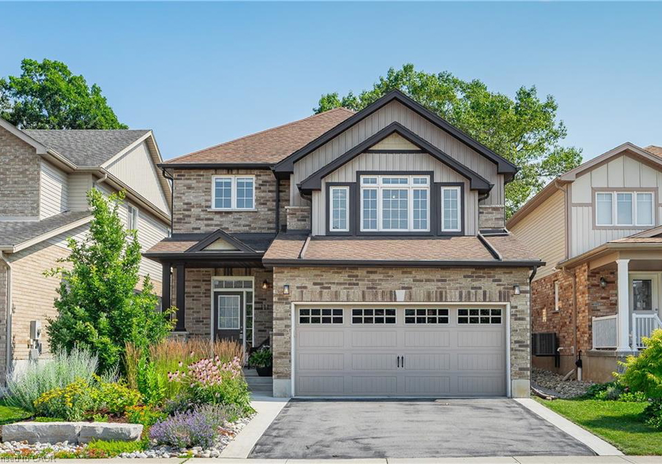 111-hardcastle-drive-cambridge-ontario-40762429