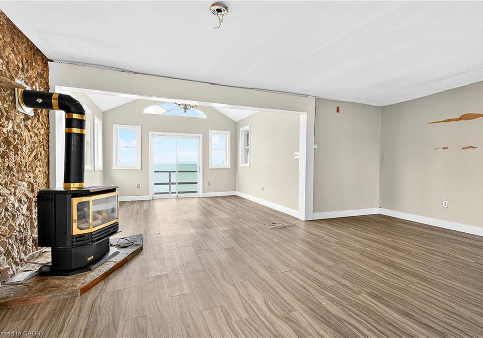 1196-lakeshore-road-selkirk-ontario-40762481