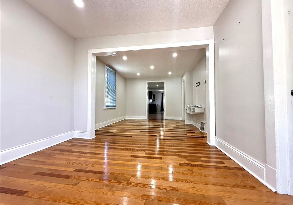 93-norfolk-avenue-cambridge-ontario-40762490