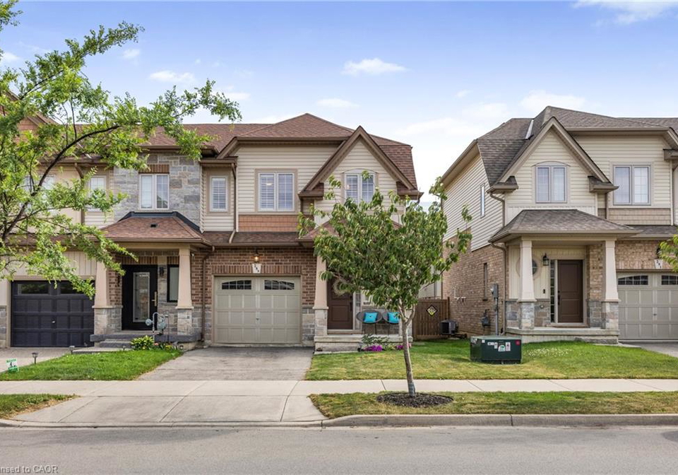 289-pumpkin-pass-binbrook-ontario-40762604