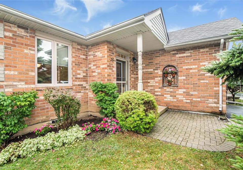 25-critzia-drive-mount-hope-ontario-40762627