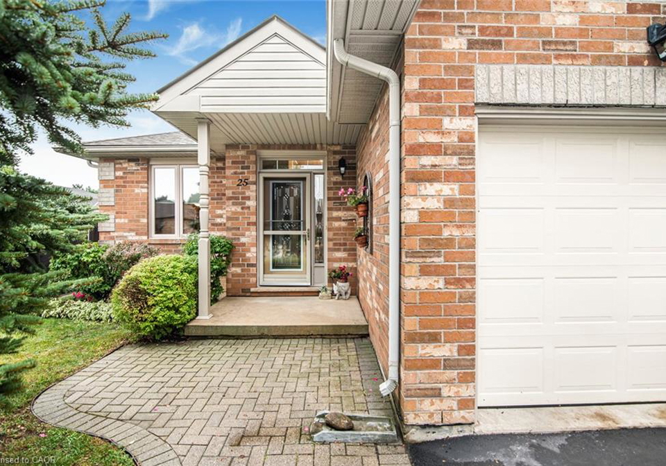 25-critzia-drive-mount-hope-ontario-40762627