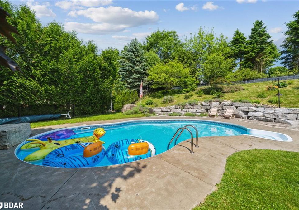 20-mcfadden-drive-hillsdale-ontario-40762690