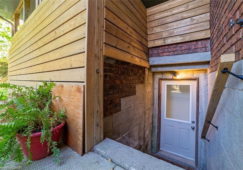 225-east-24th-street-hamilton-ontario-40762755