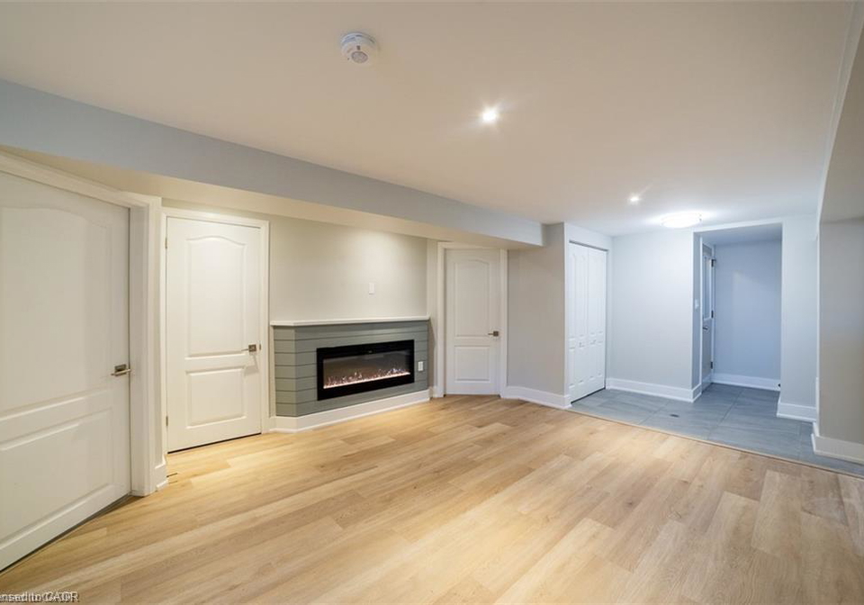 225-east-24th-street-hamilton-ontario-40762755