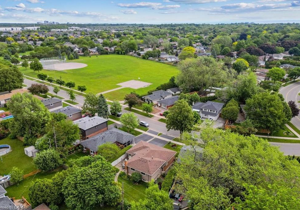 5305-riverside-drive-burlington-ontario-40762781