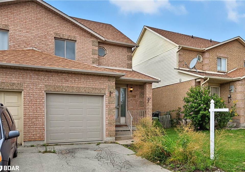 1766-upper-gage-avenue-hamilton-ontario-40762849