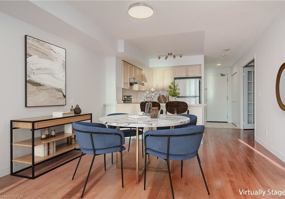 17-barberry-place-toronto-ontario-40762950