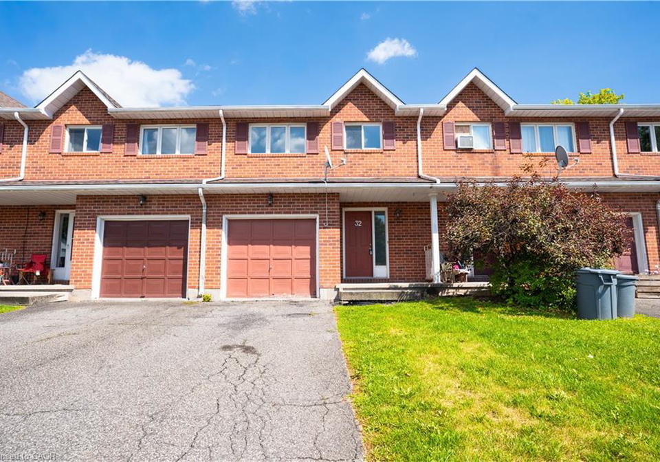 32-nelson-trail-welland-ontario-40762964
