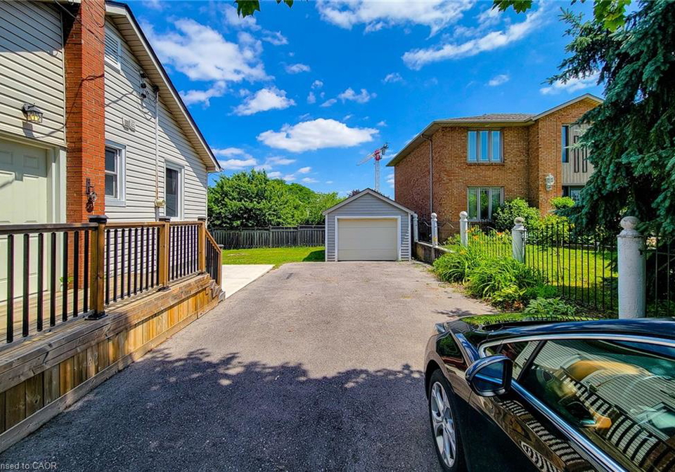 345-hawkridge-avenue-hamilton-ontario-40763020