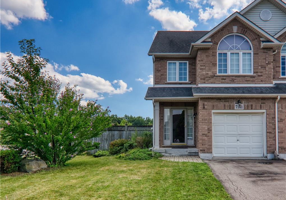 7161-brittany-court-niagara-falls-ontario-40763139